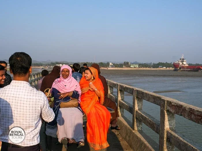 bangladeshi women looks wonderful in saree