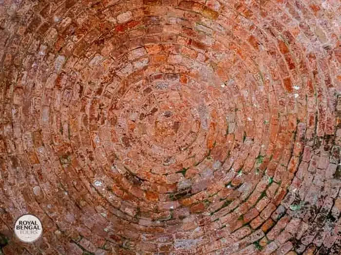 amazing brick made roof of goaldi mosque