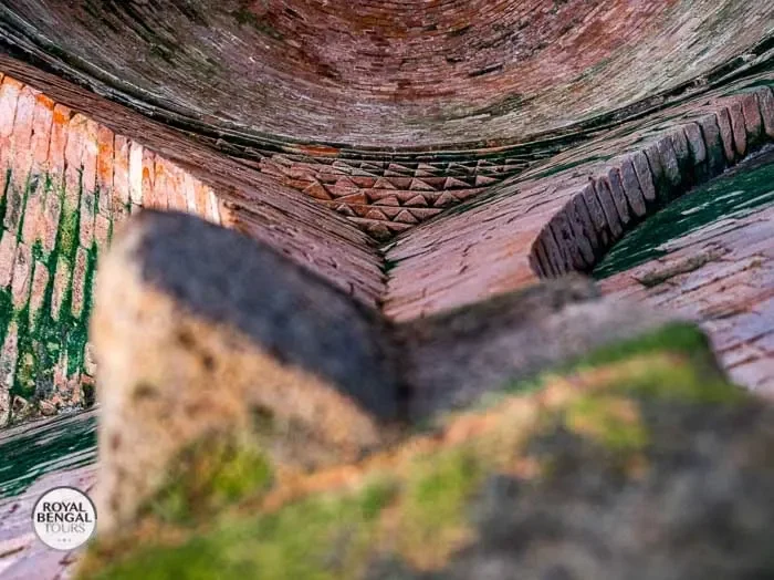 excellent example of enclosed square shape architecture in Bengal