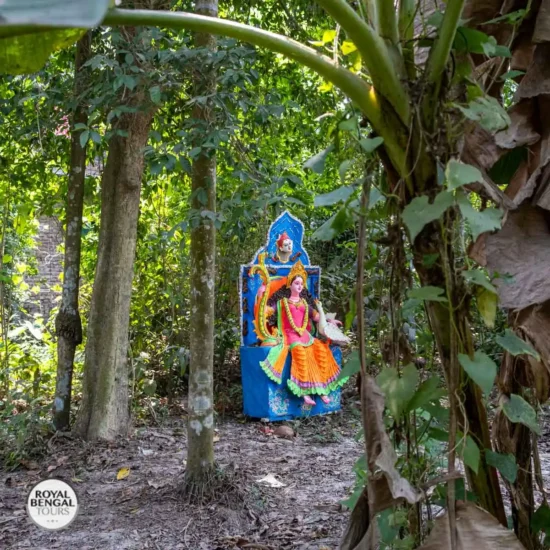 Colorful Hindu idol in a remote village near the otter fishing community